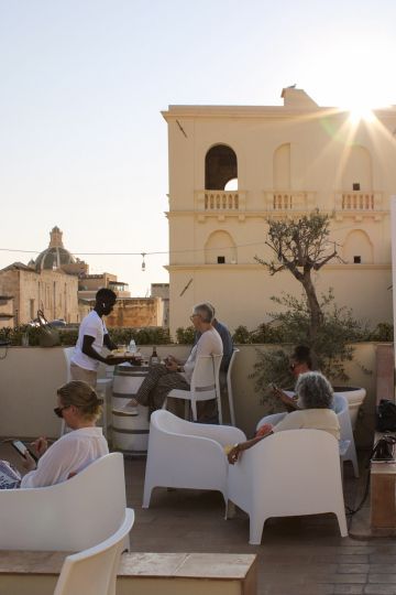 Rooftop Lounge Bar - 8