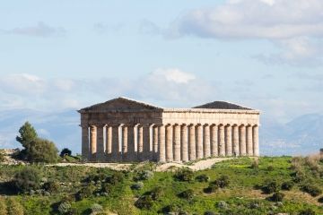 Il parco archeologico di Segesta - 1